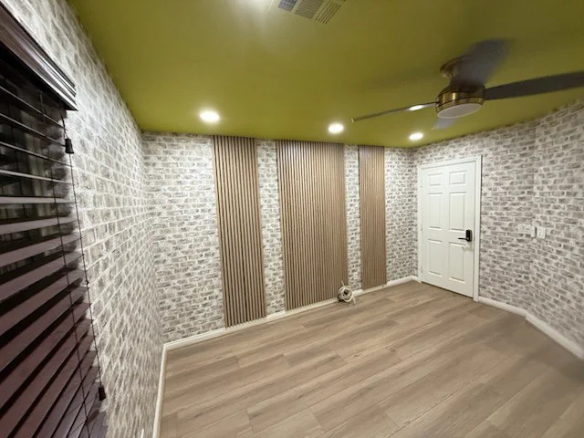 Luxury silk wallpaper